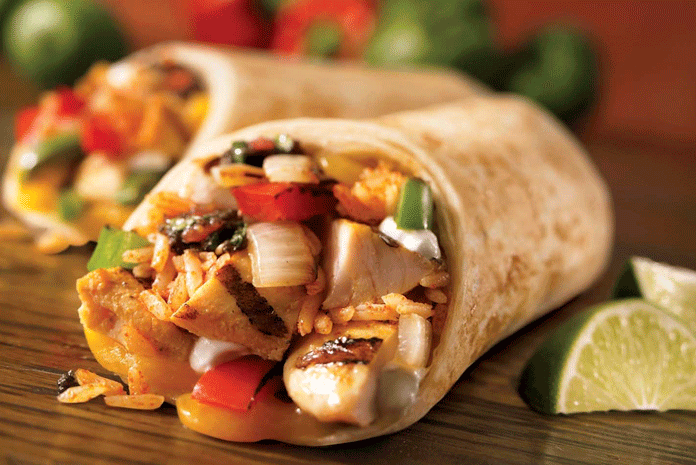 Un Wrap au poulet épicé